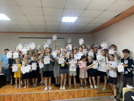 Торжественное закрытие третьей смены лагеря «Надежда»